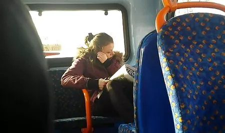 De arena y tres personas, fortalecer mujeres latinas culonas las relaciones