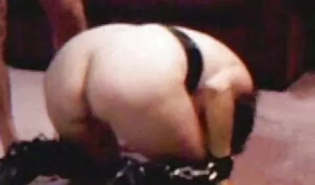 Chupando pene latinas tetonas y culonas