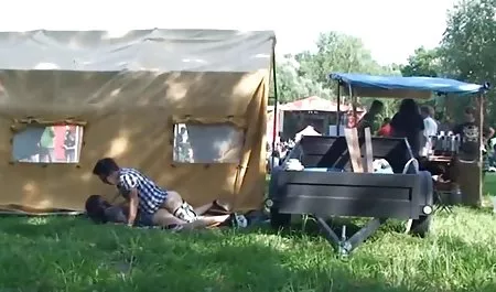 Jóvenes, acoge a los huéspedes anal a latina culona todos los días