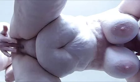 La conexión con el operador latinas culonas y chichonas