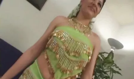 Sexo con la sexo latinas culonas dependienta en una tienda de ropa