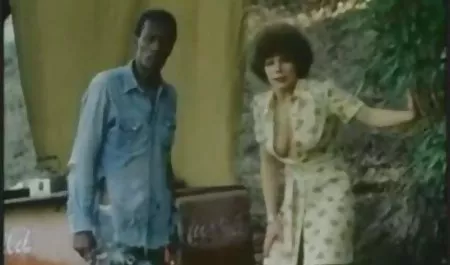 Movimiento colectivo latinas culonas cogiendo