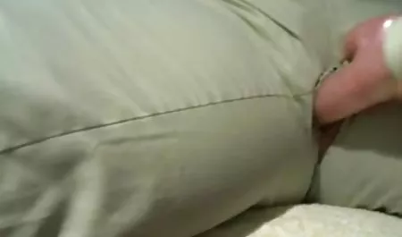 Joven culonas hispanas con viejo