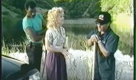 Los ojos verdes negrita Nina por primera vez en latinas culonas el foro