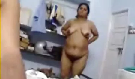 Vierta todo con latinas nalgonas y chichonas el Lirio en particular